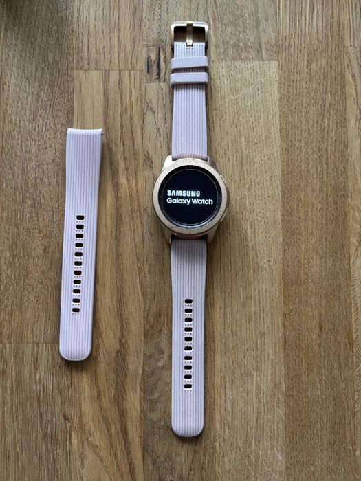 Galaxy Watch Rose Gold
