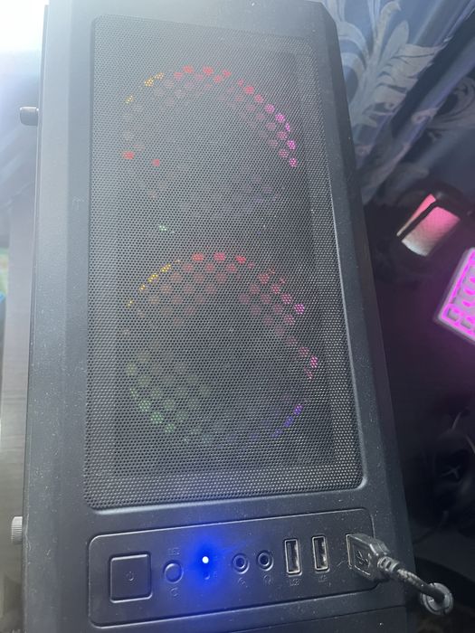 Продам компютер Срочно