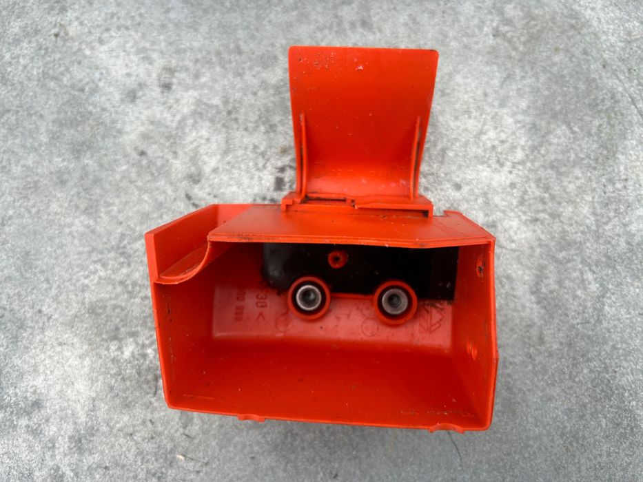 Osłona Pokrywa Filtra DOLMAR PS 100 PS 341 400 MAKITA DCS 341 400 (24