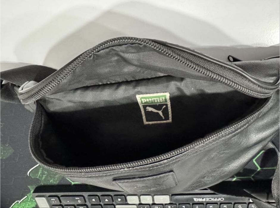 Бананка PUMA чорна з  екошкіри | б/в у гарному стані сумка на пояс