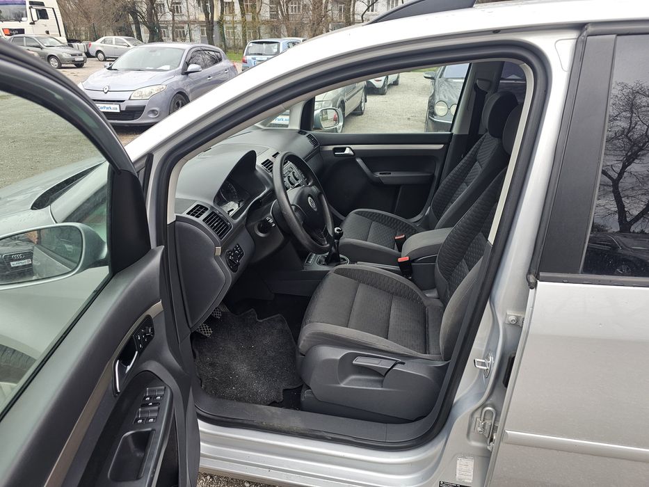 Volkswagen Touran 1.6 mpi