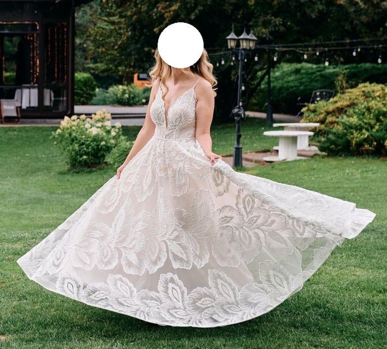 Suknia ślubna rozmiar 42 A