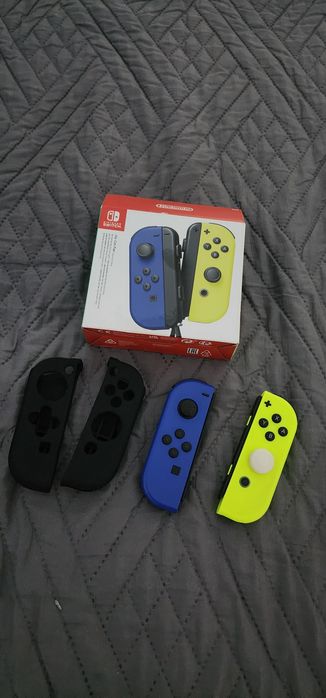 Nintendo Switch V2 Neon + Cartão 256GB + Joy-Cons Extra + Charging Grip + Grip + Acessórios (Lote ou Separado)