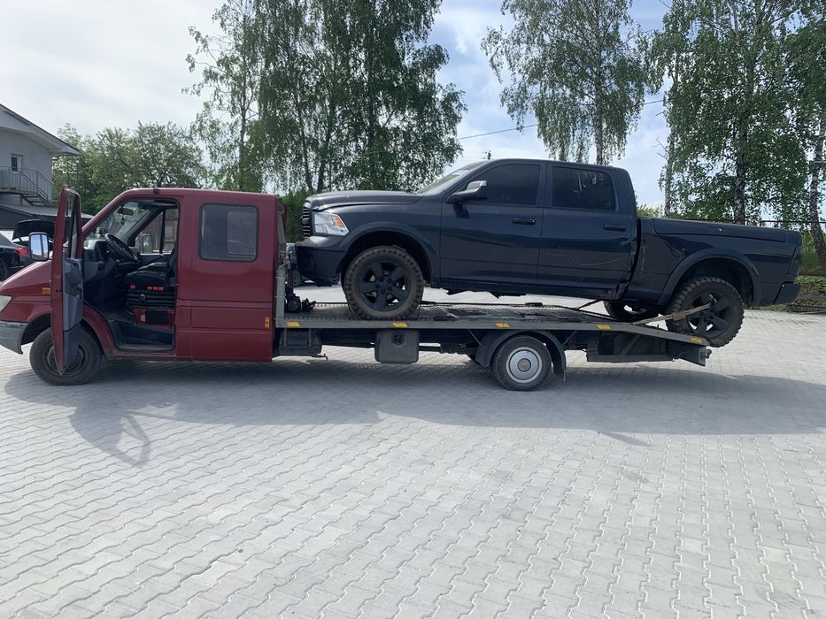 Евакуатор Зборів  , вантажні перевезення по Україні та області.