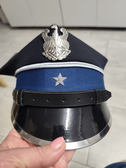 Haft ręczny bajorkiem