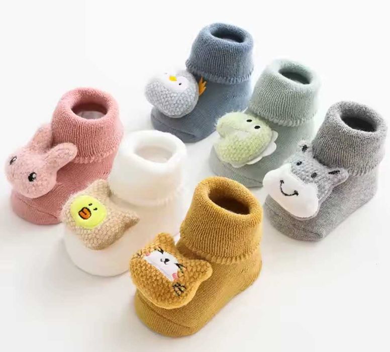 Meias de bebé com animais fofos