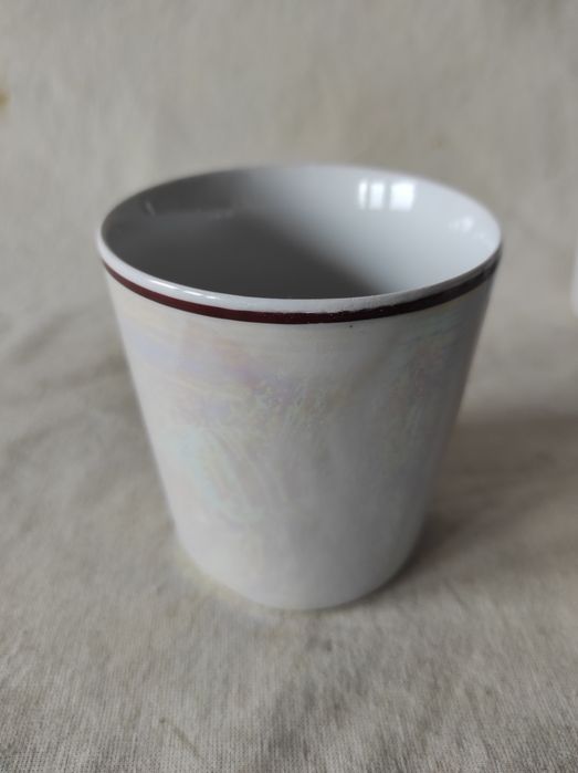 Kubki porcelanowe opalizujące Chodzież 5 sztuk okres PRL