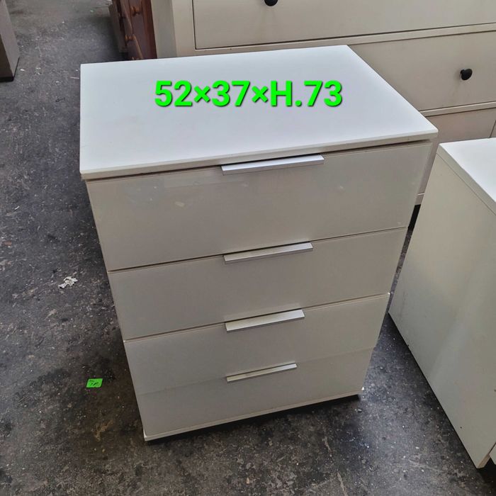 Komoda mała. Możliwy transport