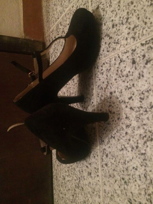 sapato sandália fechada