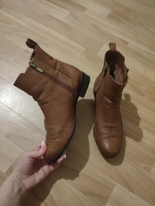 Женские сапоги полусапожки Clarks р 38