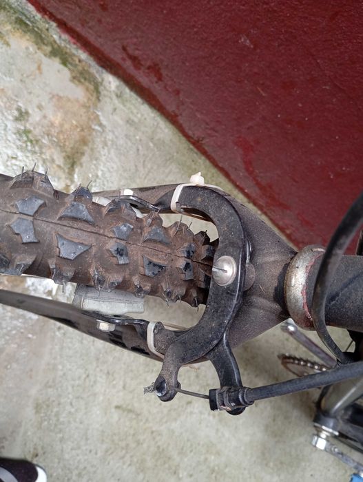 Vendo bicicleta btt usada roda 26