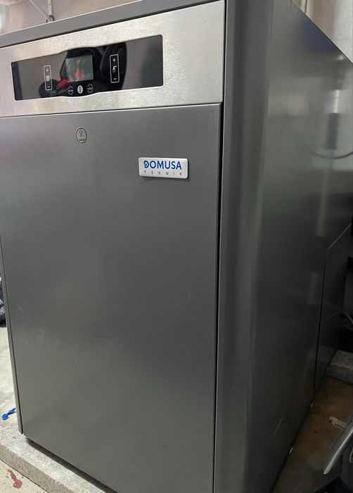 Caldeira a gasoleo com deposito de 1000 litros