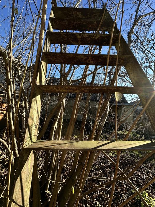 Сходи металеві як на горище