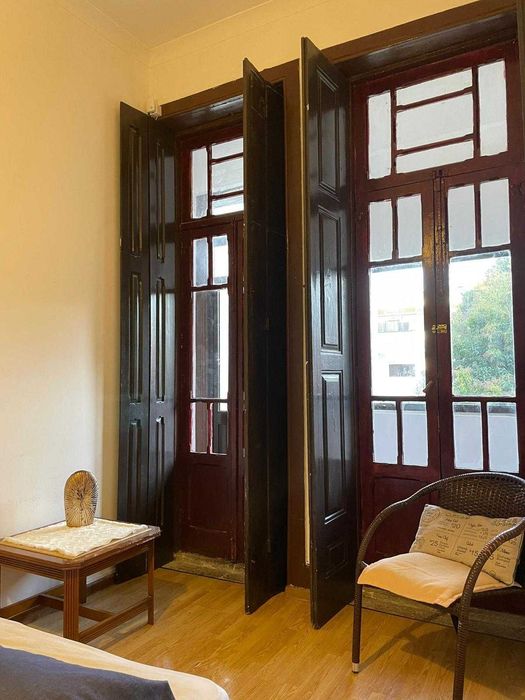 Arrenda-se Apartamento T2 com Jardim – Baixa do Porto