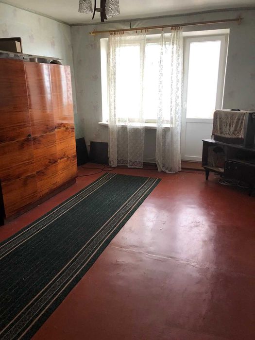 Продам 2 кімн. квартиру в цегляному будинку в с. Есхар, 3/5