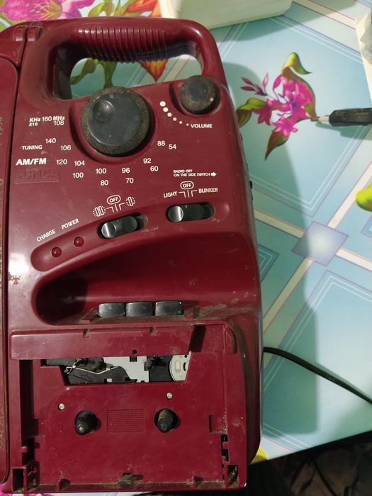 фонарь радиоприемник Sunca