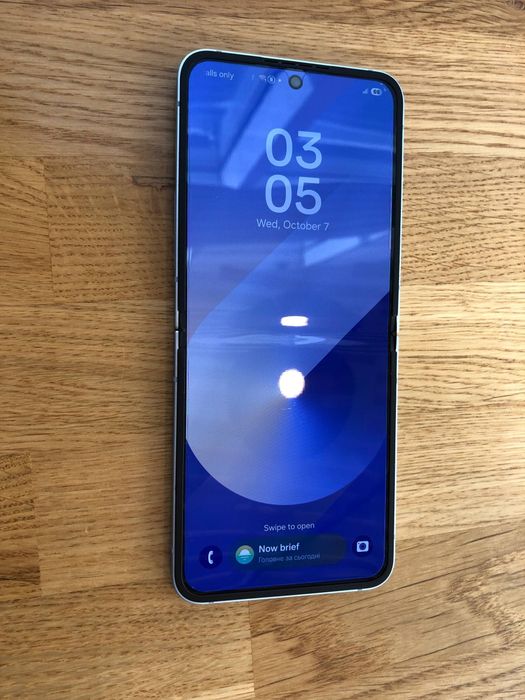 samsung galaxy Flip 6 256
