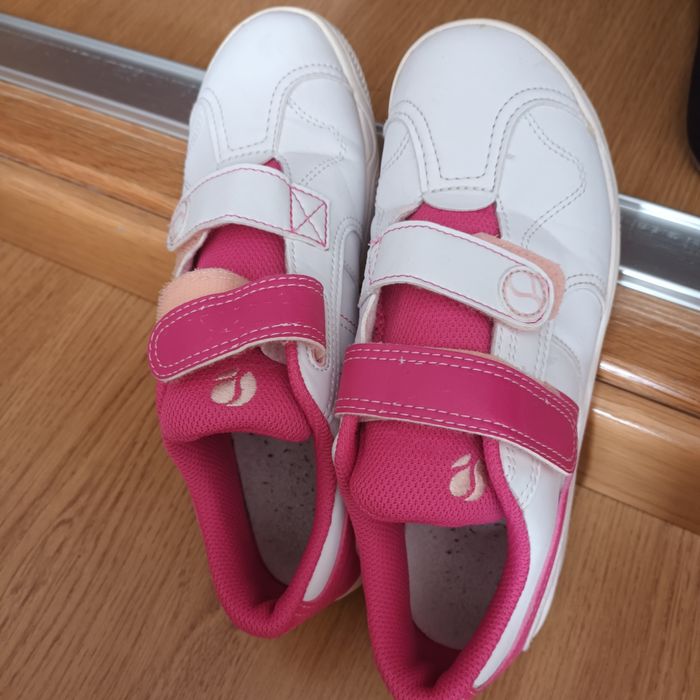 Ténis artengo menina