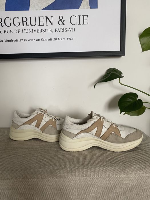 Sportowe buty sneakersy Skórzane Massimo Dutti beżowe