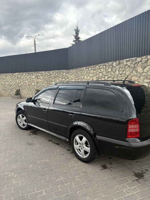 Skoda Octavia tour  Шкода октавія тур