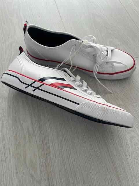 Tommy Hilfiger - buty sportowe męskie z USA, 43.