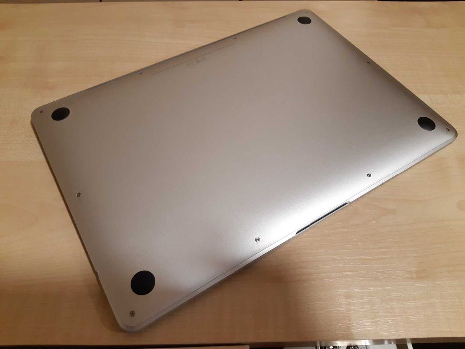 Apple Macbook Air A2337 2020 року M1 / 16GB / SSD 256GB