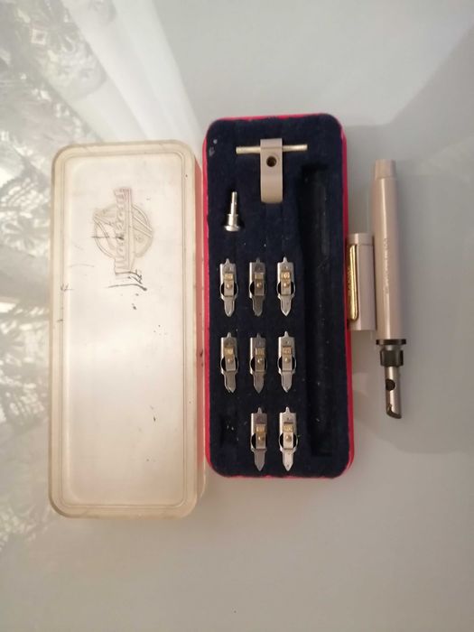 Markant  100 - pióro do kaligrafii