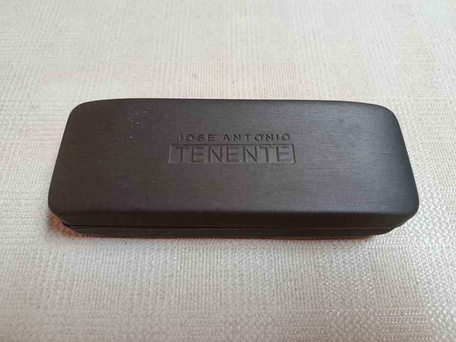 Caixa de Óculos Jose Antonio Tenente