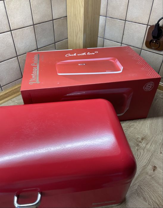 Chlebak Vintage Cuisine retro czerwony pojemny nowy