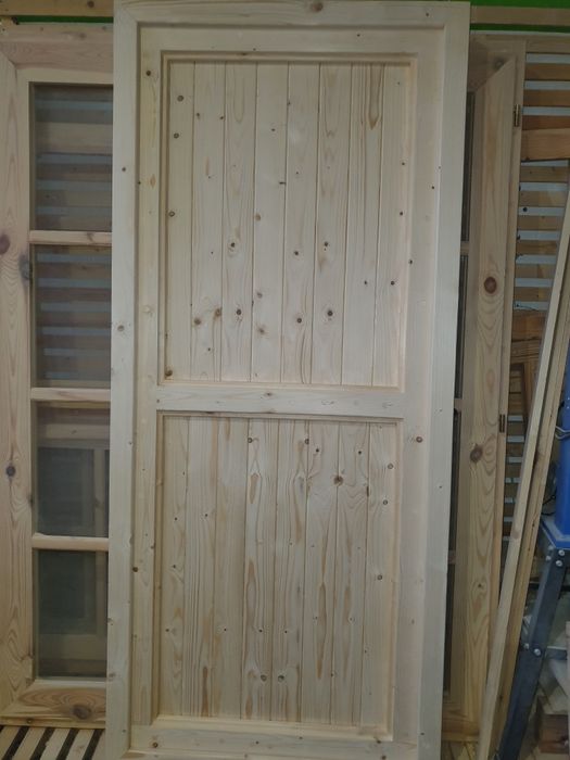 Drzwi drewniane do piwniczki 90 x 200