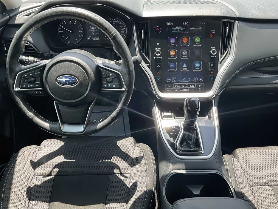 Subaru Outback      2024