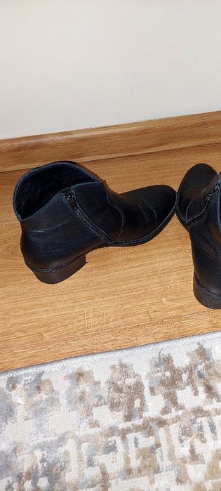 Botki kowbojki skórzane czarne Ryłko rozmiar 36 stan bardzo dobry