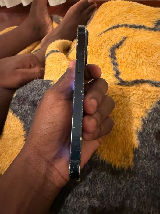 Iphone 13 mini azul escuro