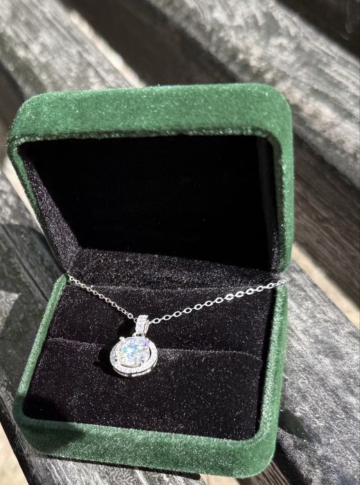 Новое колье с 1 ct бриллиантом муассанитом серебрянное