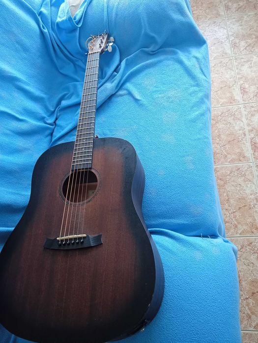 Guitarra acústica