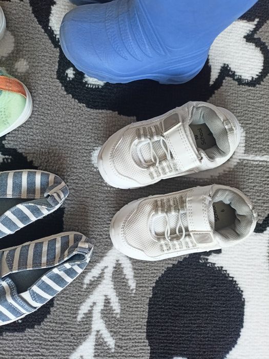 Buty dla chłopca 22/23