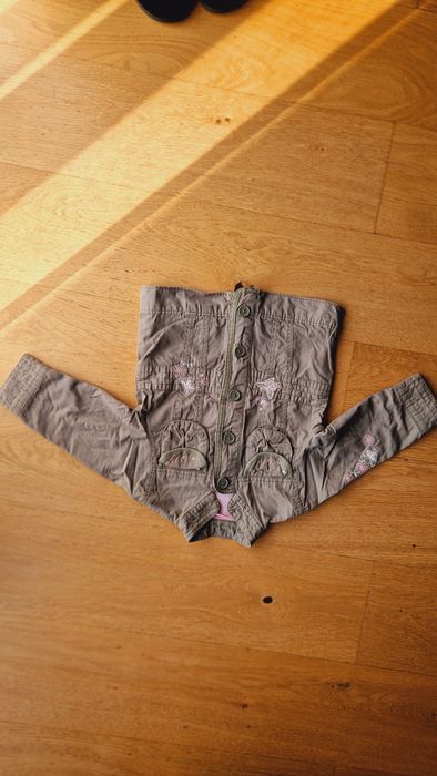 Sprzedam kurteczkę wiosenną dla dziewczynki  rozmiar 86/92