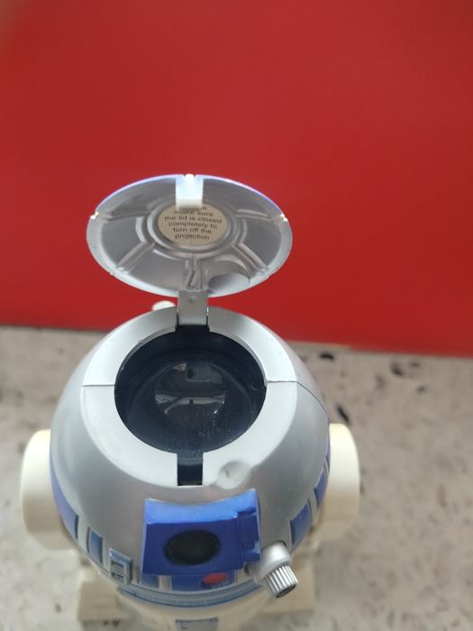 R2 D2  budzik z projektorem. Star Wars.