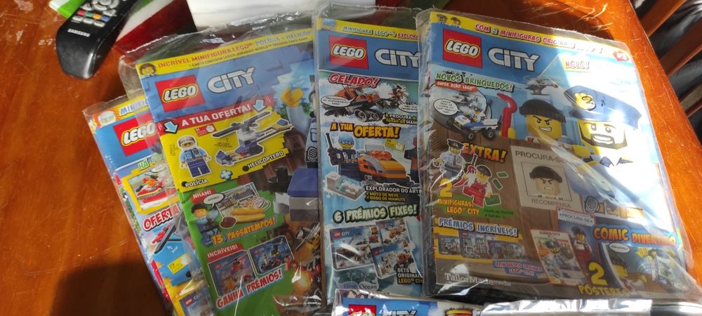 Lego 21 polybags e revista city