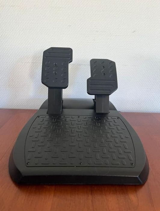 Kierownica thrustamster t150 pc/ps3/ps4