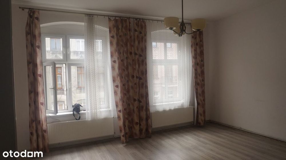 Centrum/3pokoje/balkon/ogród/piwnica/komórka/garaż