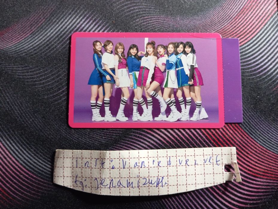 Японський альбом Твайс,Twice album, опис.