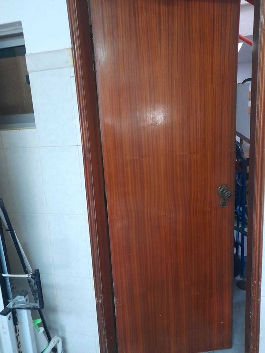 Portas interiores em madeira