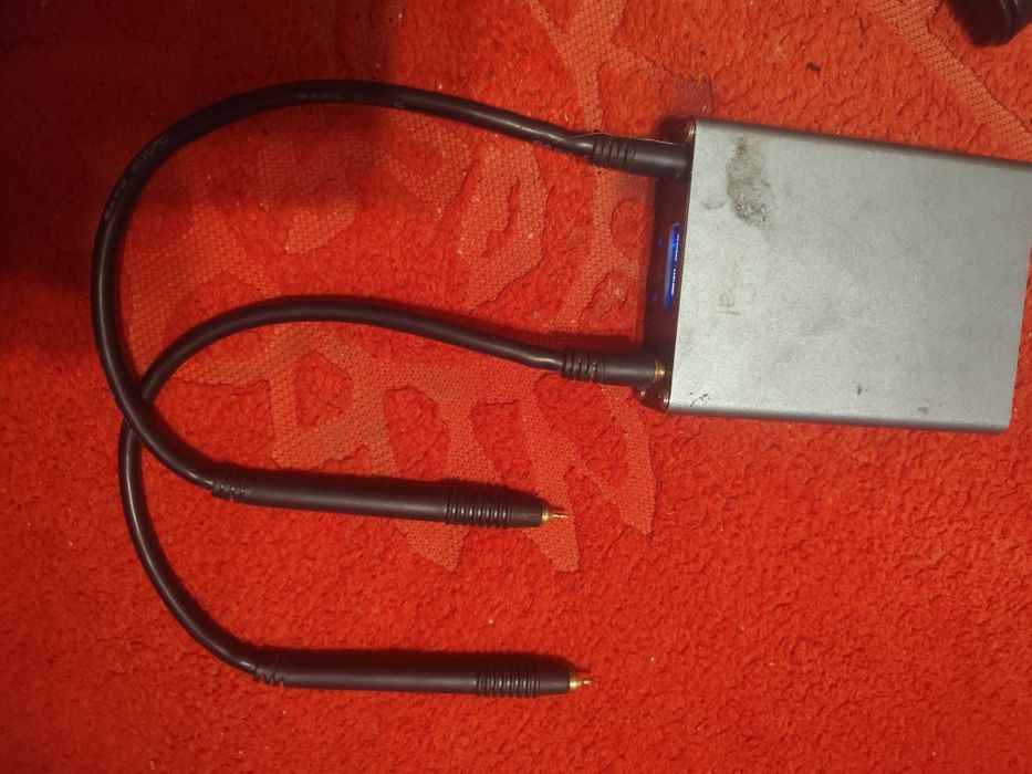 Точечная сварка с дисплеем 2.5 к. В  с функцией павер банка в