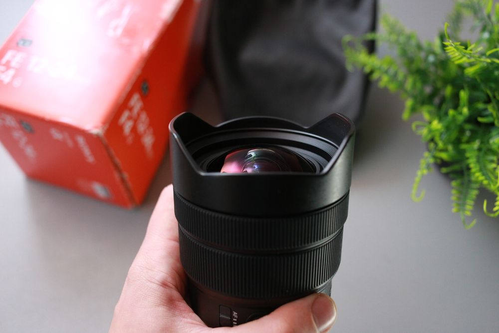 Ідеал Sony fe 12-24mm f4 G OSS