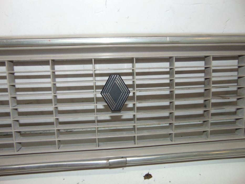 Renault 4l grelha " nova de stock antigo