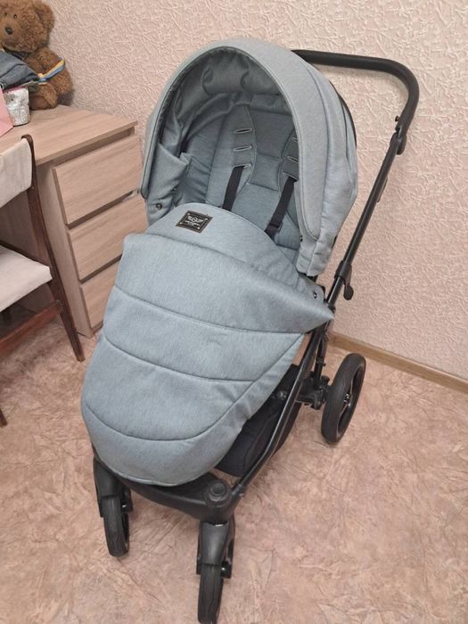 Продам дитячу коляску 2 в 1 Ademex Gallo