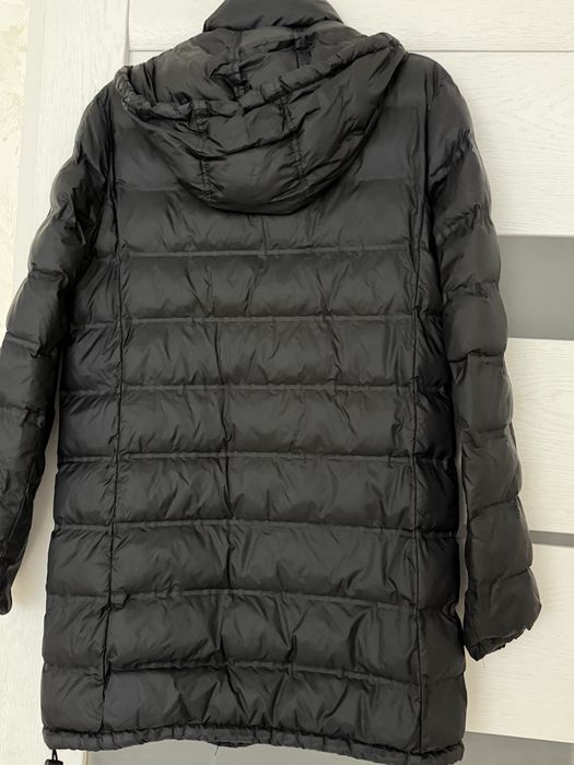 Подовжена куртка Zara
