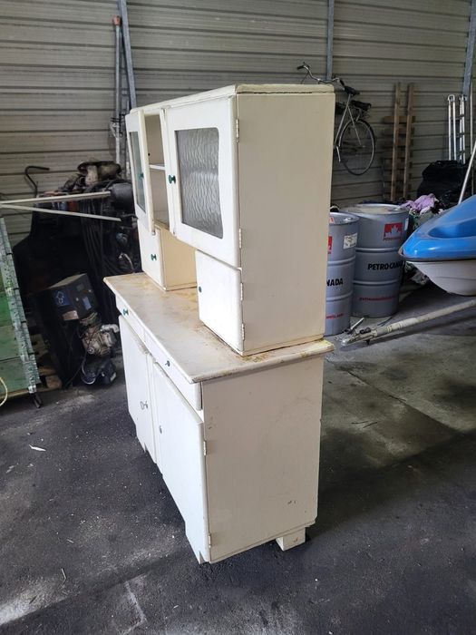 Meble PRL do renowacji