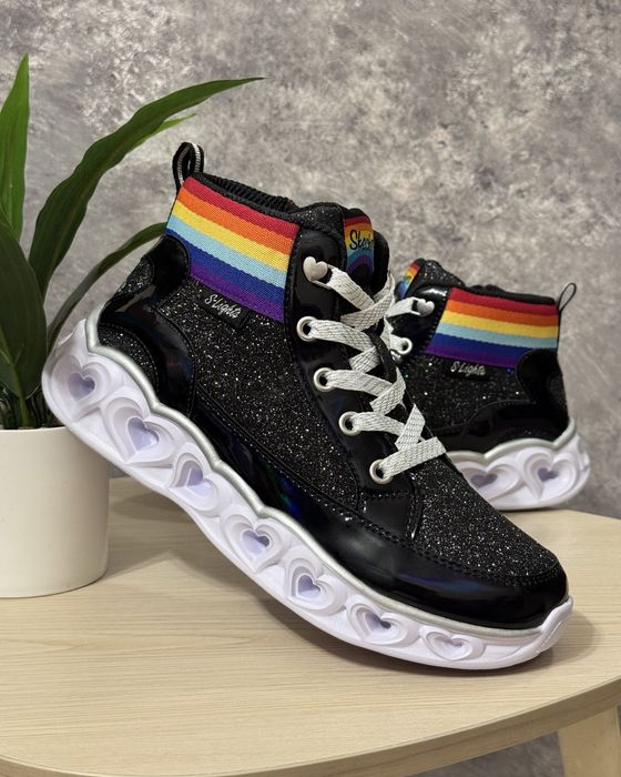 (36 р) Дитячі черевики Skechers , з мигалками Устілка 23 см